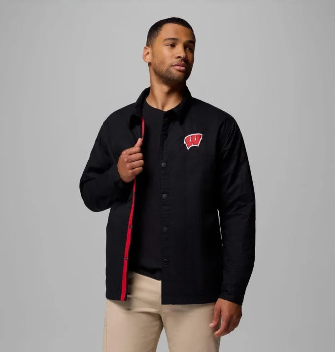 Camisa acolchada para hombre Collegiate Campus Roam™ – Wisconsin