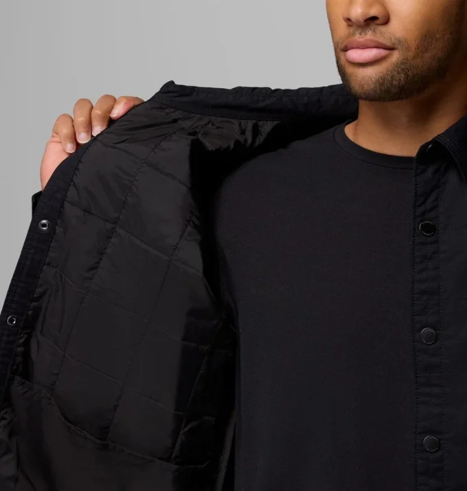 Camisa acolchada para hombre Collegiate Campus Roam™ – Wisconsin