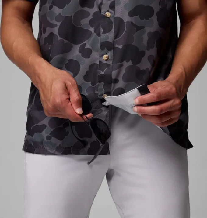 Camisa PFG Super Slack Tide™ para hombre, estilo universitario – Georgia