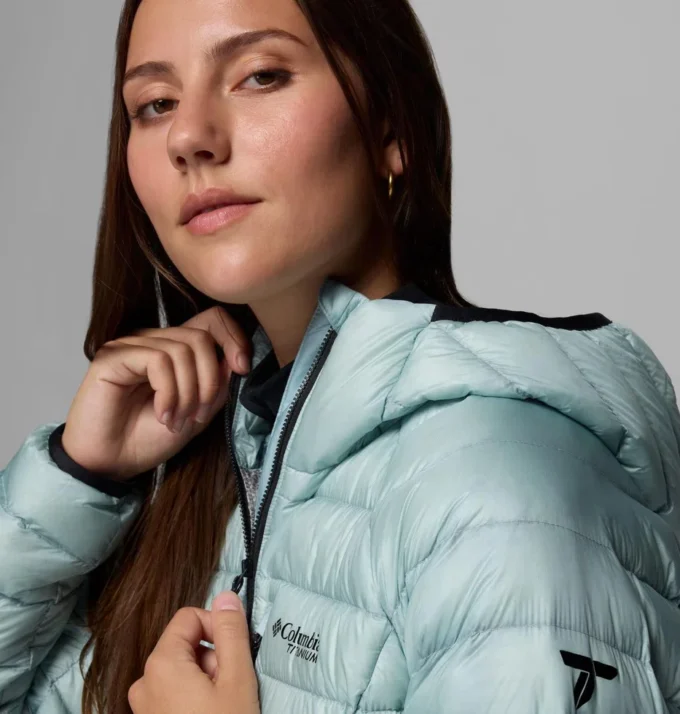 Chaqueta con capucha y plumón Arctic Crest™ para mujer Chaqueta con capucha y plumón Arctic Crest™ para mujer