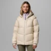 Chaqueta con capucha y plumón Cloudview™ para mujer Chaqueta con capucha y plumón Cloudview™ para mujer