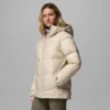 Chaqueta con capucha y plumón Cloudview™ para mujer Chaqueta con capucha y plumón Cloudview™ para mujer