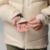 Chaqueta con capucha y plumón Cloudview™ para mujer Chaqueta con capucha y plumón Cloudview™ para mujer