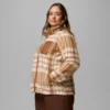 Chaqueta con cremallera completa y estampado West Bend™ para mujer – Tallas grandes Chaqueta con cremallera completa y estampado West Bend™ para mujer – Tallas grandes