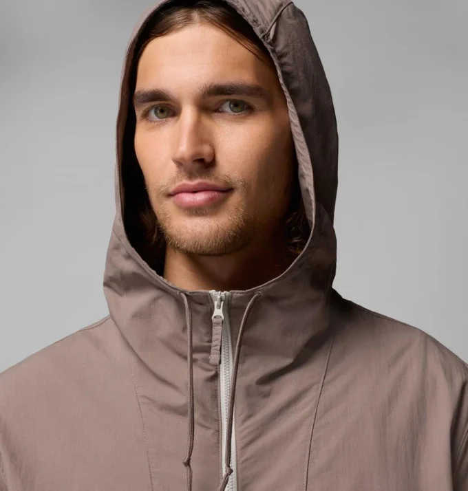 Chaqueta cortavientos con capucha Spire Valley™ para hombre – Tall