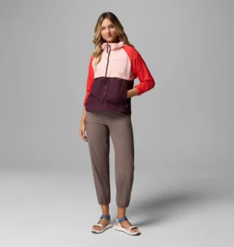 Chaqueta cortavientos Spire Valley™ para mujer