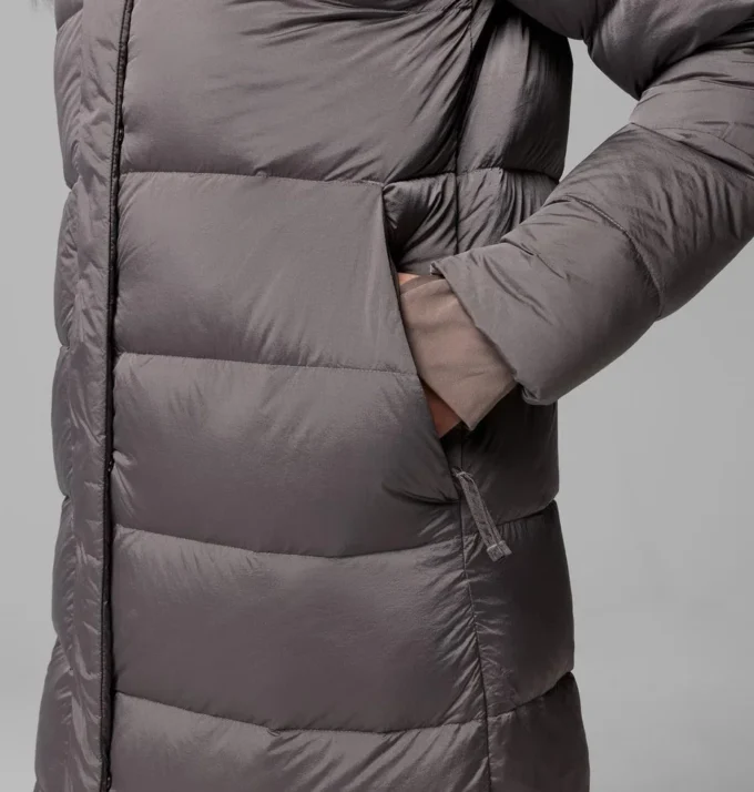 Chaqueta larga con capucha Amaze Puff™ para mujer Chaqueta larga con capucha Amaze Puff™ para mujer
